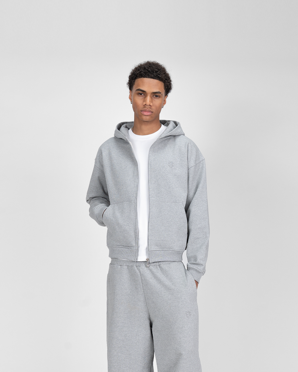 ZIPPER - GRAY NEU