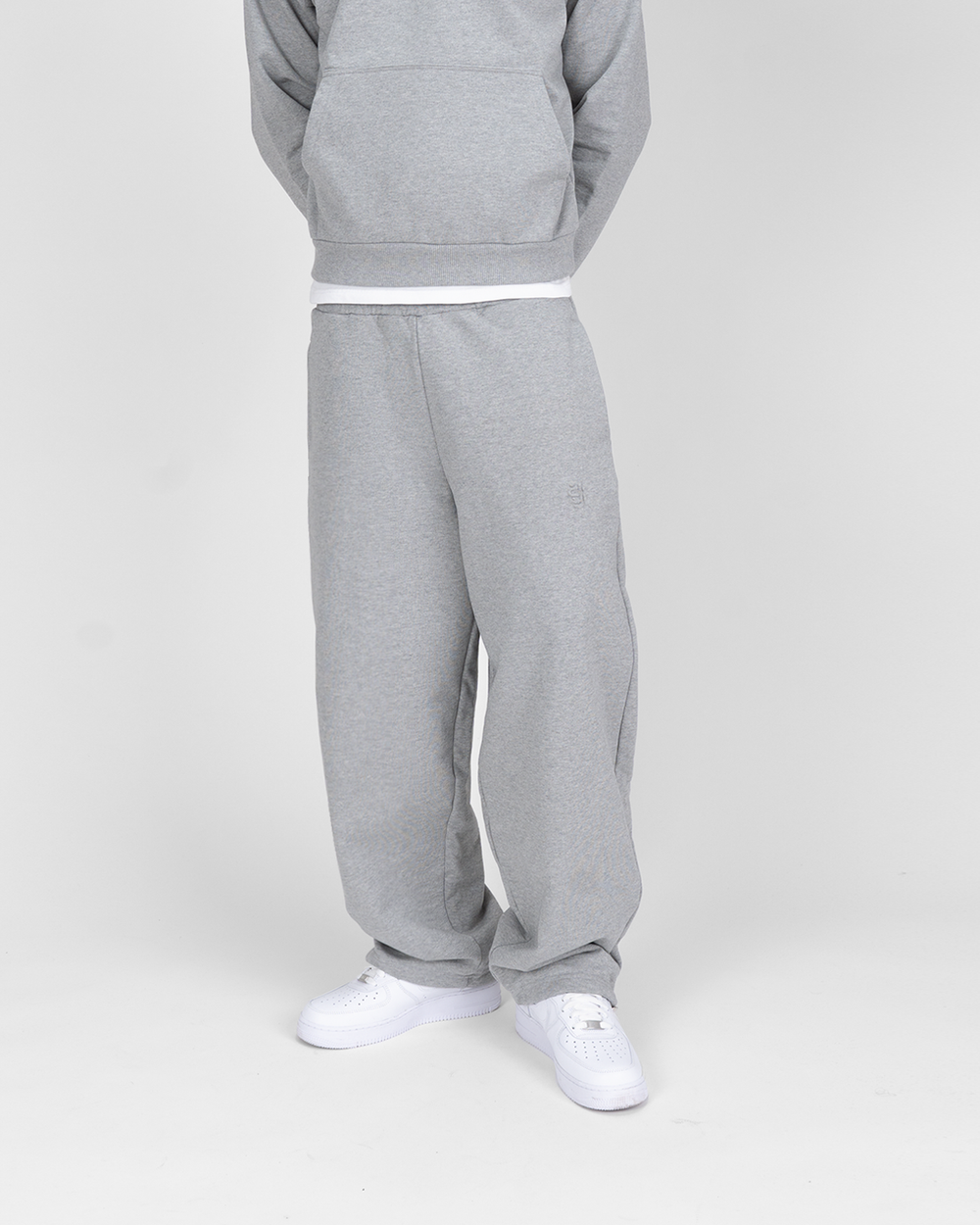 BASIC JOGGER - GREY NEU