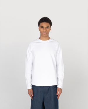 WHITE LONGSLEEVE