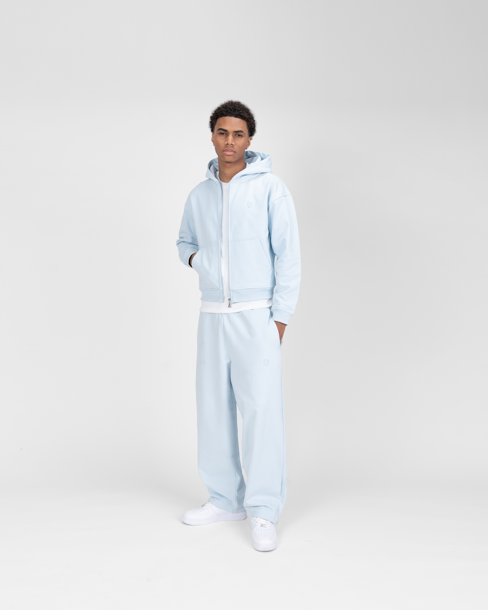 SUVENE SU ZIP JOGGER Ice Blue – Unisex Relaxed Fit 530GSM French Terry Leg Opening Drawstring Premium Streetwear Basics