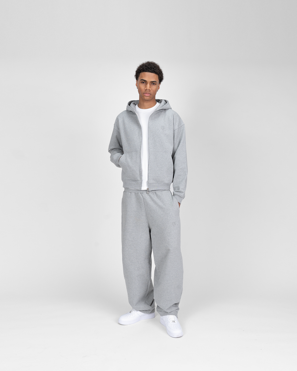 ZIPPER - GRAY NEU