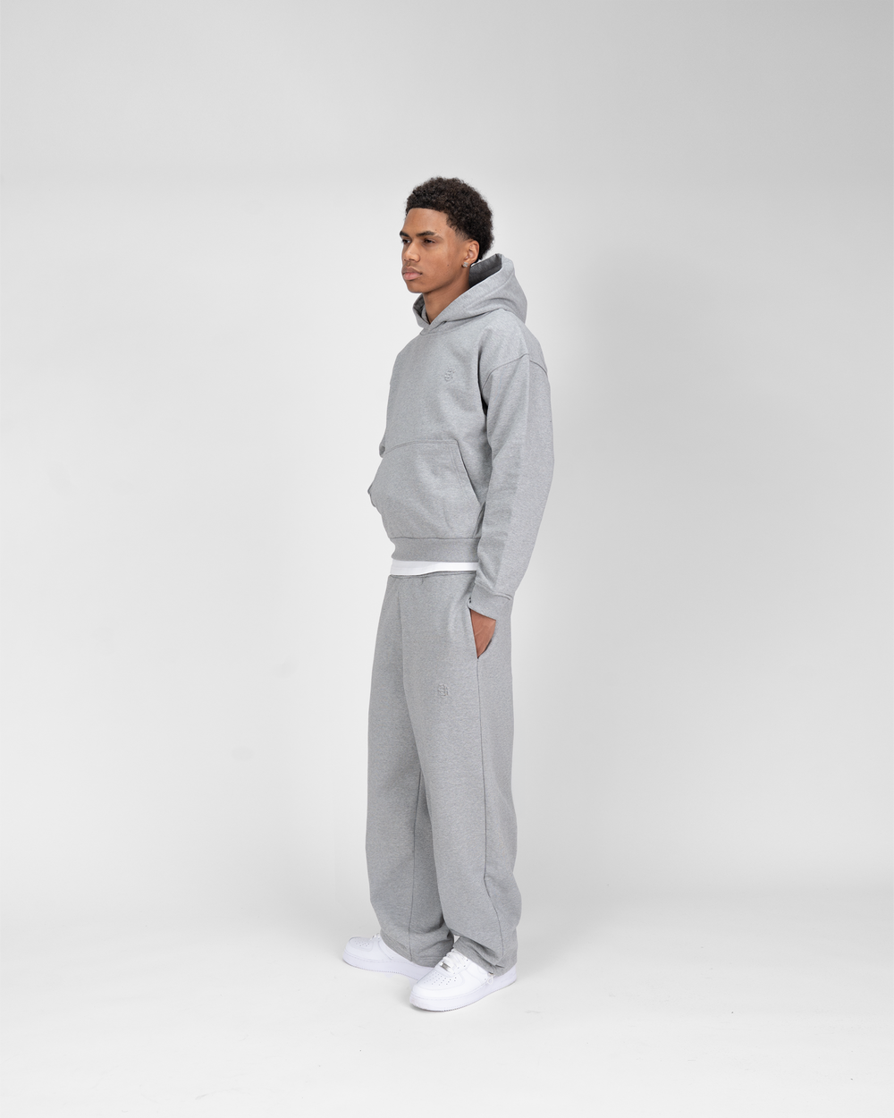 BASIC JOGGER - GREY NEU